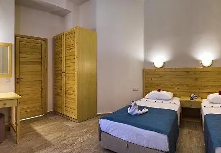 Onura Village Otel 3*