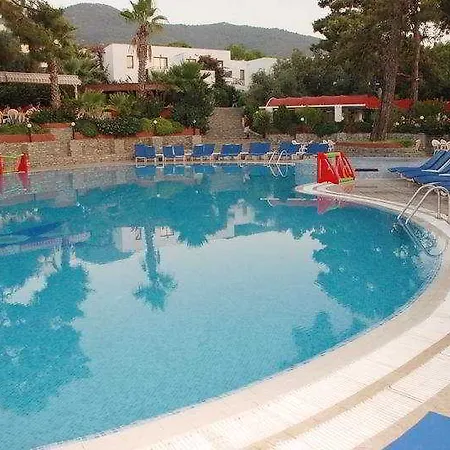 Onura Village Otel 3*